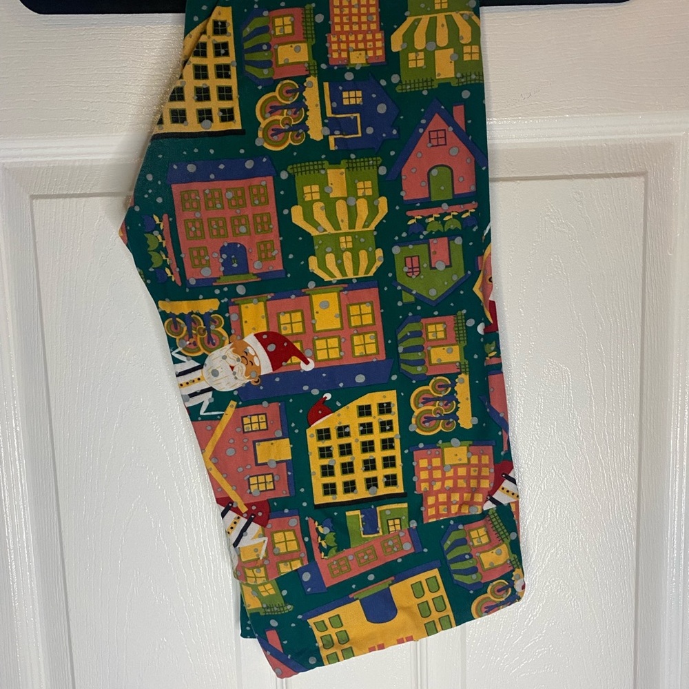 LuLaRoe TC Christmas Leggings